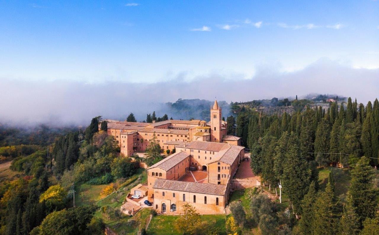 Agriturismo Diffuso Monte Oliveto Maggiore Chiusure Exterior foto